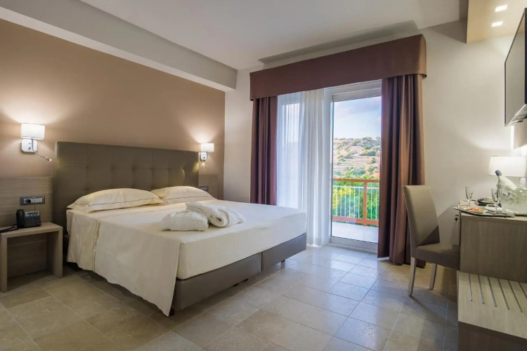 Netum Hotel
