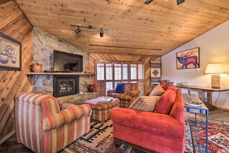 Lovely New Mexico Retreat w/ 4 Private Balconies!