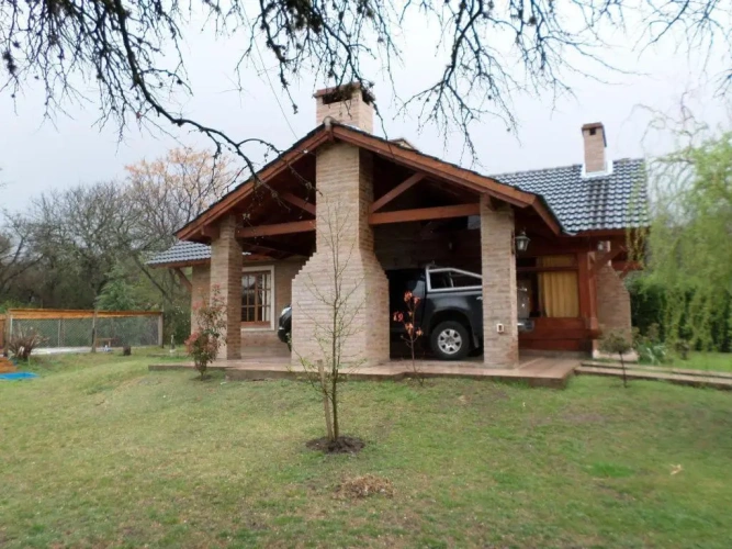 2 Bedrooms Cottage