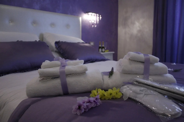 Crystal Rhome Guest House