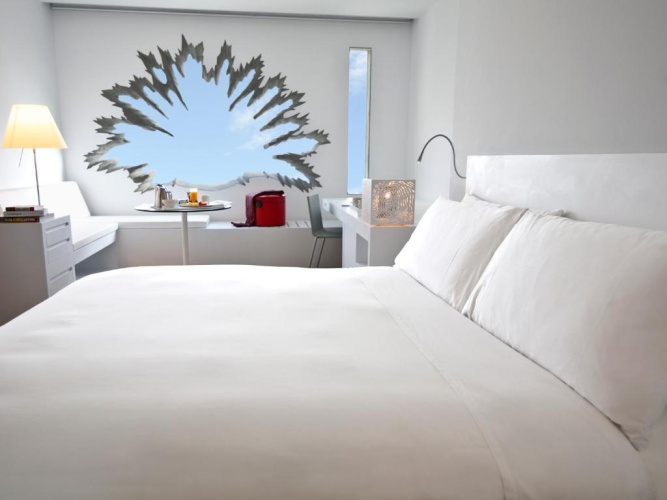 Superior Double room with city view