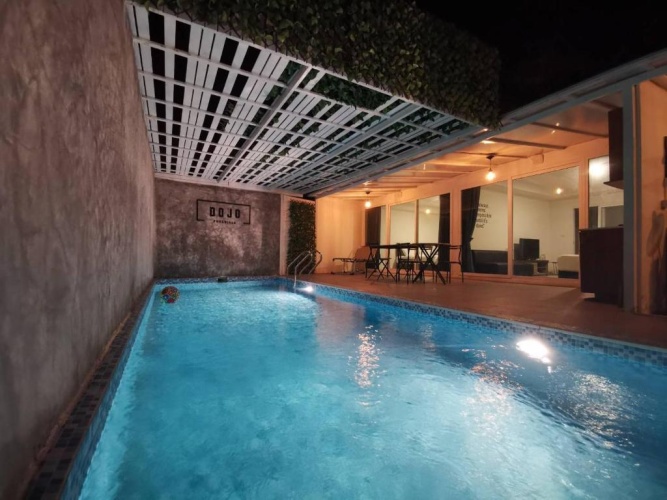2 Bedrooms Villa
