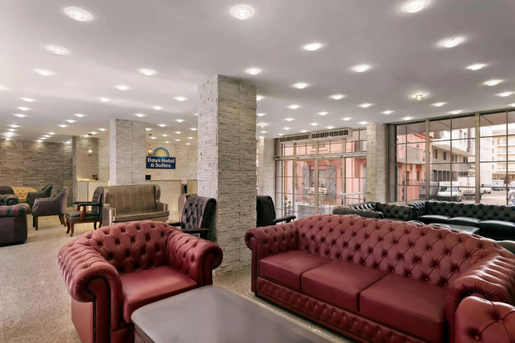 Days Hotel and Suites Dakar