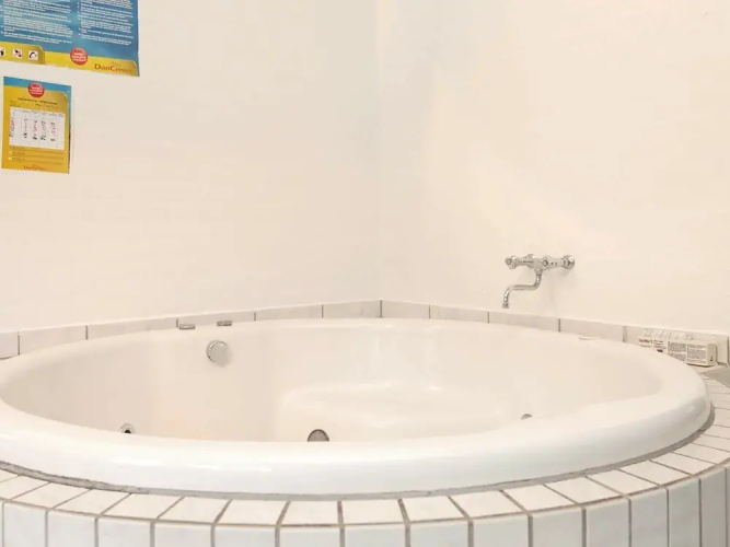 Luxurious Cabin With Pool in Ringkøbing