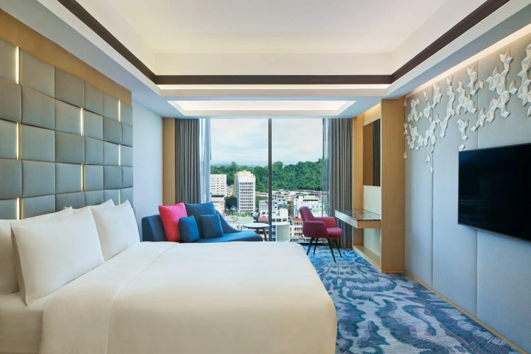 Standard Double room with city view