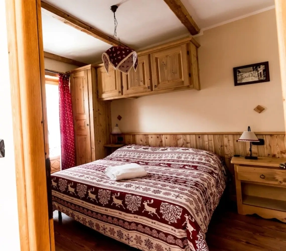 2 Bedrooms Apartment with balcony and with mountain view