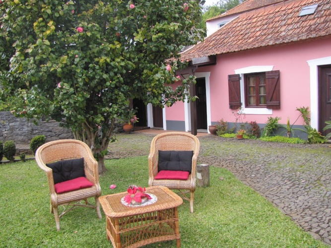 Rural House- Casa Rosa