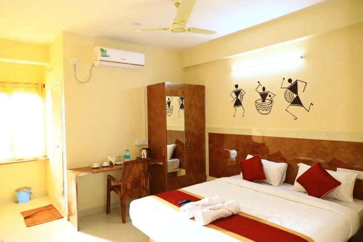 Sasthi Suites