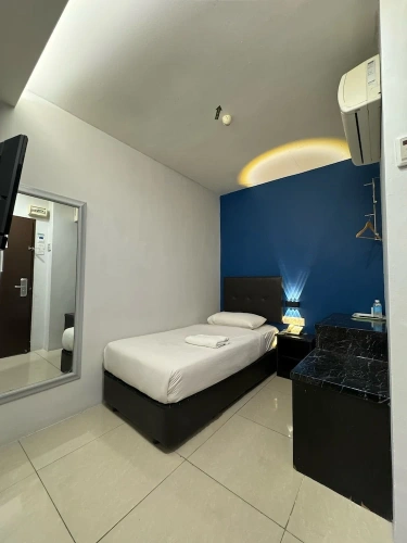Deluxe Single room