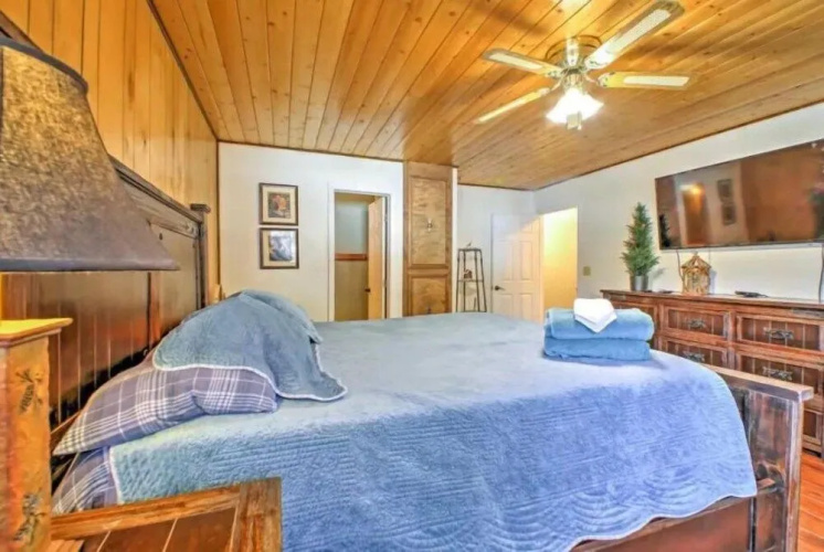 Edgars Hideaway