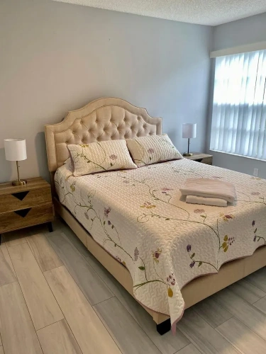 3 Bedrooms Apartment