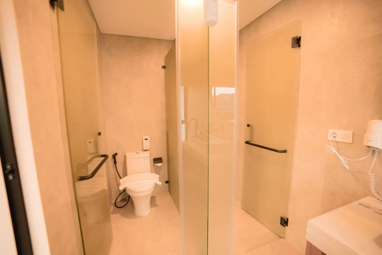2 Bedrooms Villa