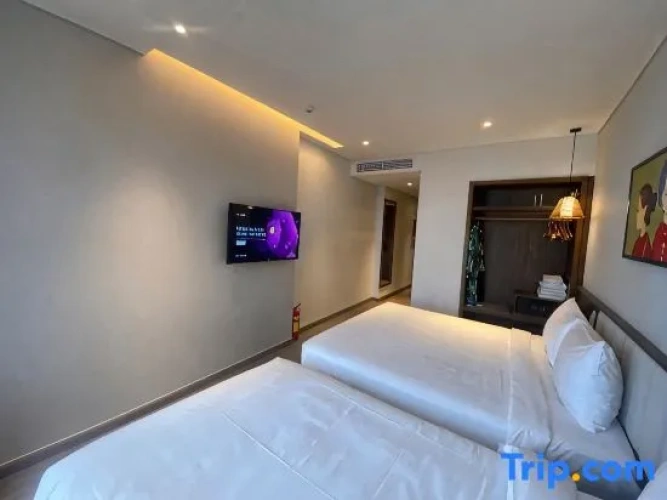 Standard Double room with pool view