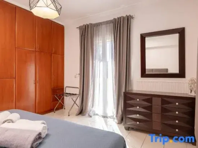 4 Bedrooms Villa