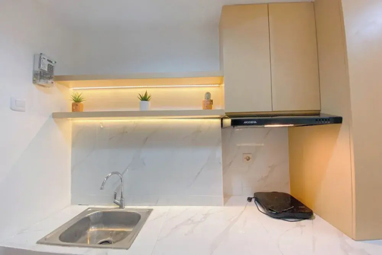 Warm Minimalist Studio Apartment The Alton