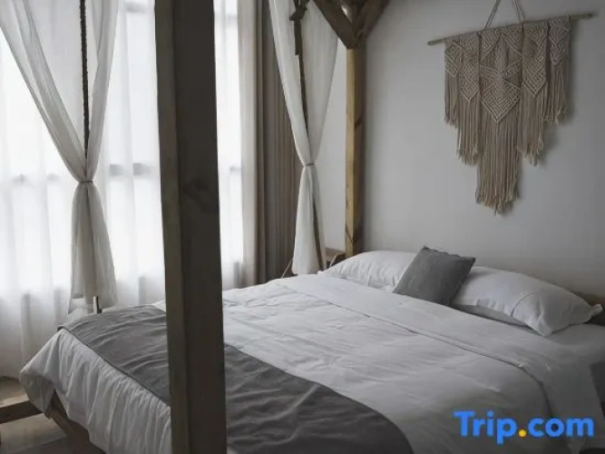 2 Bedrooms Suite