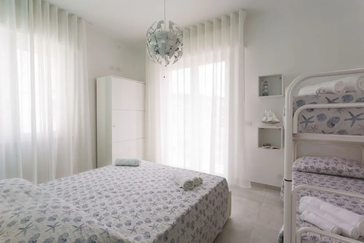 2 Bedrooms Standard Apartment with balcony and with canal view