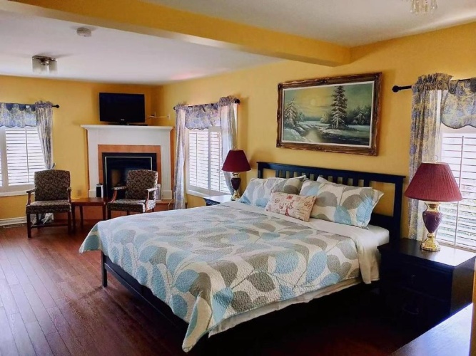 1 Bedroom Suite