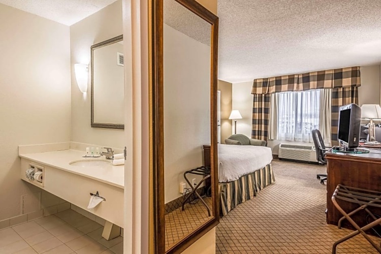 Double Suite