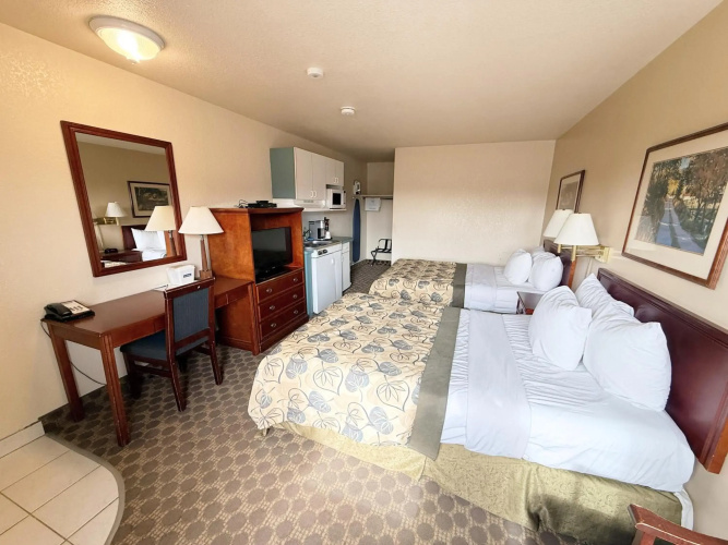 Travelodge by Wyndham Drumheller