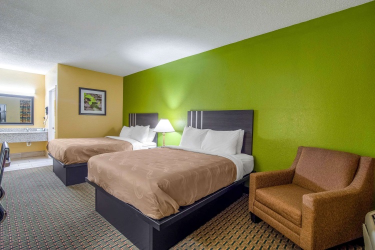 Standard Quadruple room