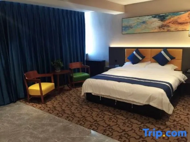 Deluxe Suite
