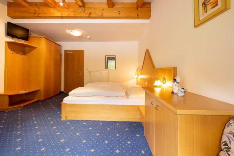 Standard Double room with balcony