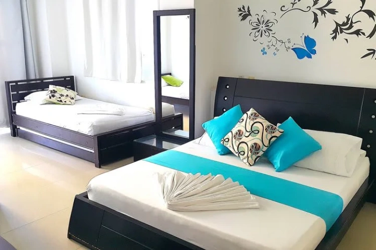 1 Bedroom Apartment with ocean view