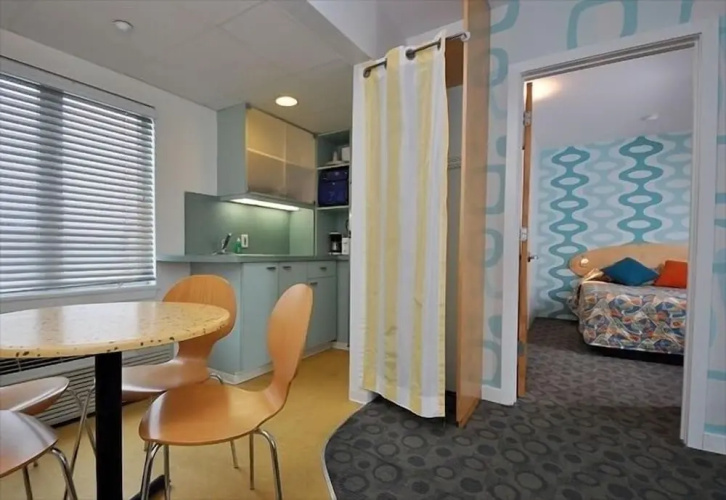 Starlux Hotel