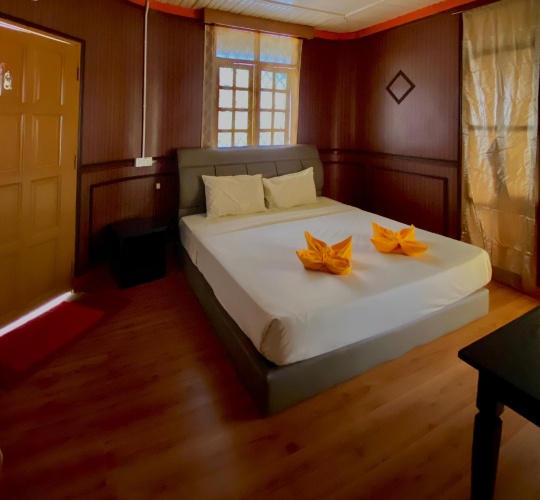 Triple Chalet