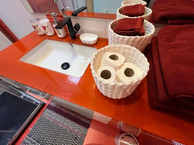 3 Bedrooms Apartment