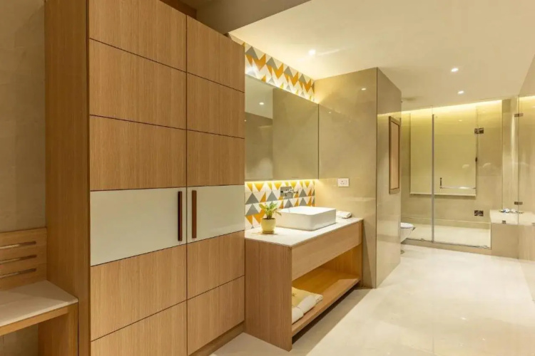 AH1 Hotel