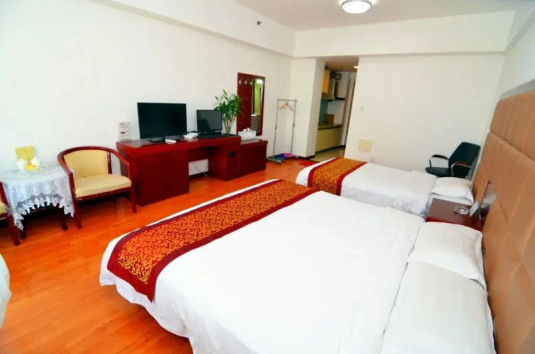 E Home Apartment Hotel