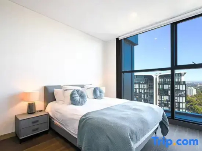 Premium 3Bed Luxury with Infinity Pool & Gym