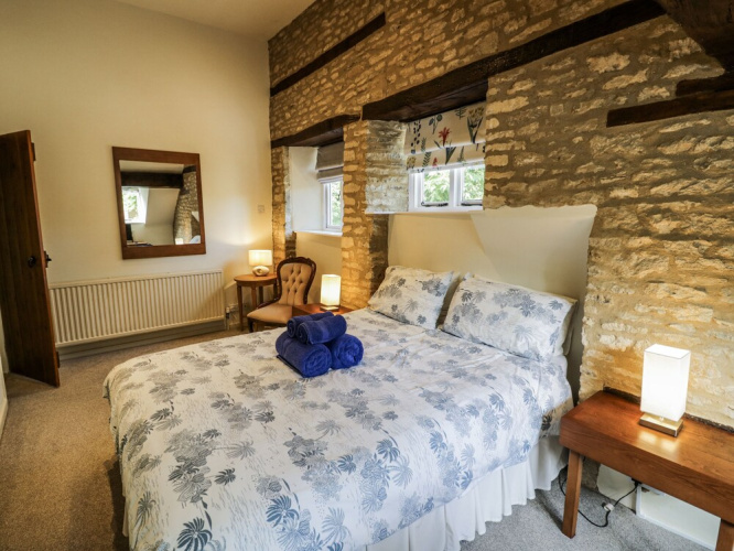 Dairy Cottage - Witney