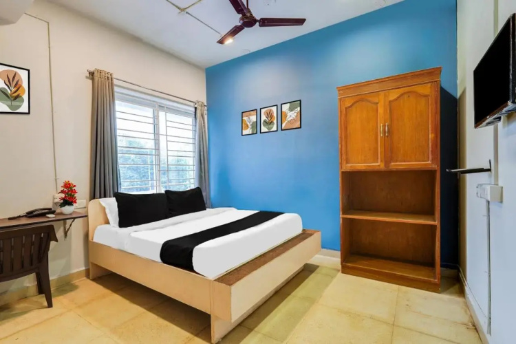 OYO 27687 Flagship GVS Homes