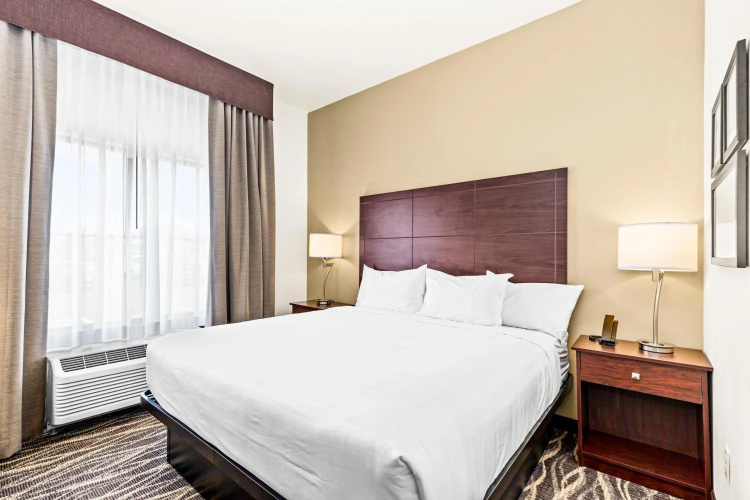Cobblestone Hotel & Suites - Superior Duluth