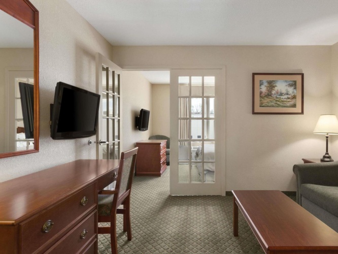 Double Suite