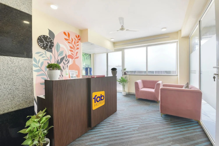 Fabhotel Alpha Stayz