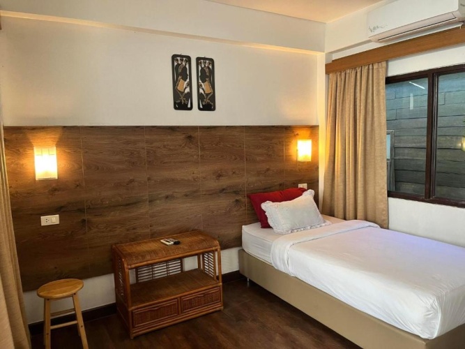 Standard Single room