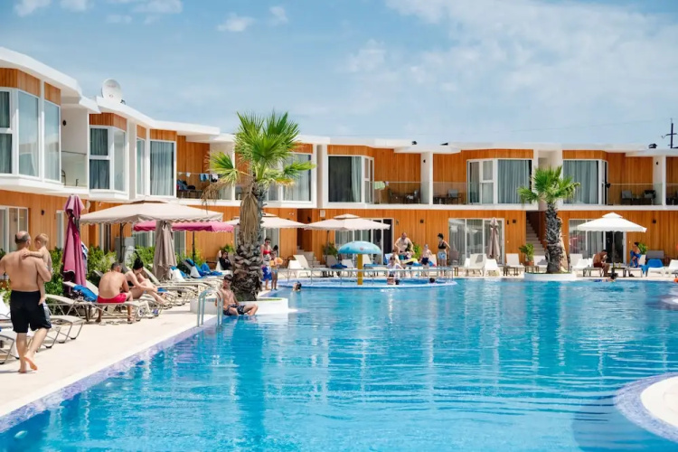 Riva Hill Resort