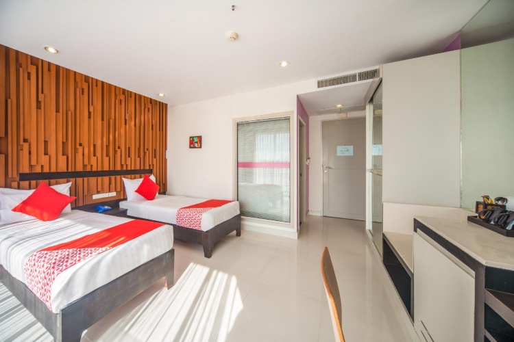 Deluxe Twin room