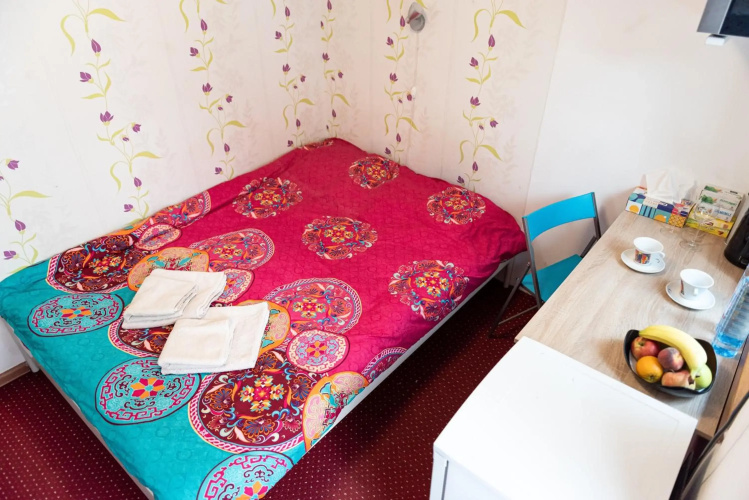 Center Walking Apartment and Room
