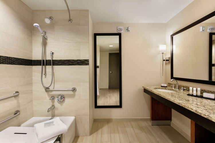 Embassy Suites Chattanooga / Hamilton Place photo 10