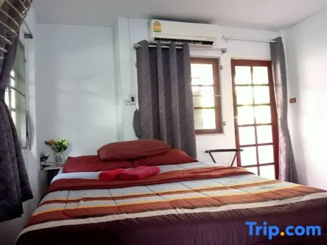 Deluxe Double room with garden view