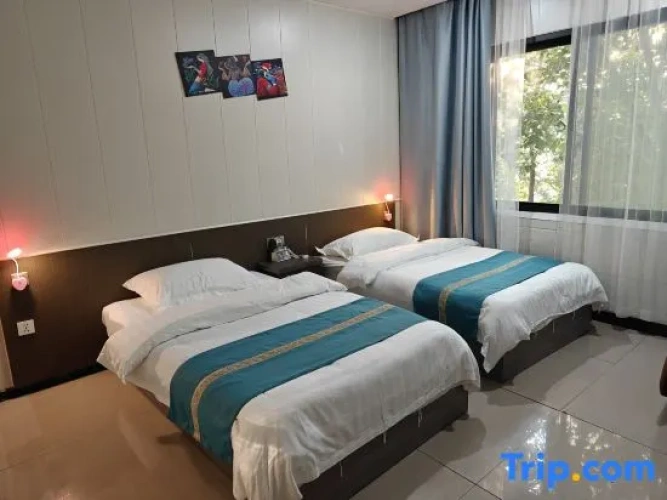 Standard Double room with lake view