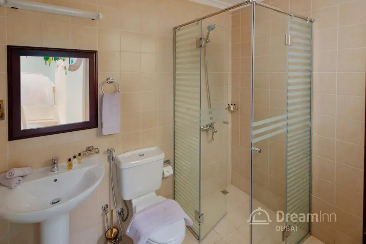 The Palm Jumeirah Villas - Frond O
