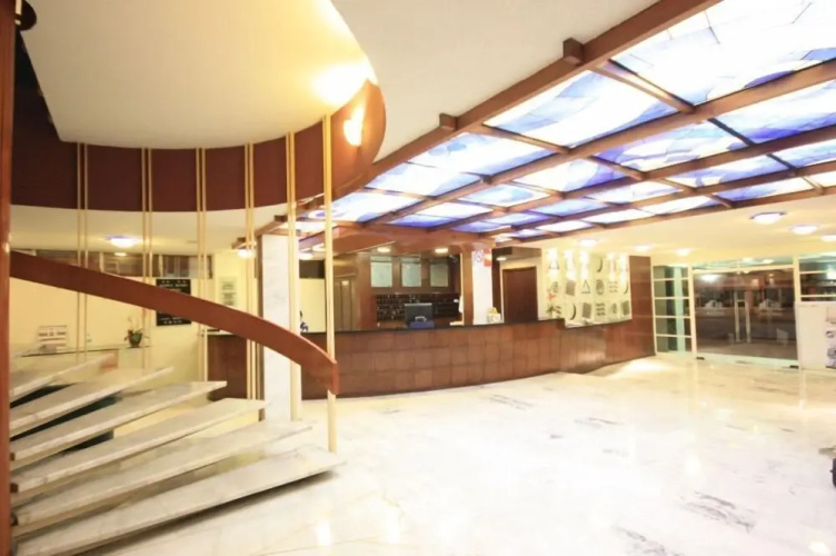 Hotel Mary