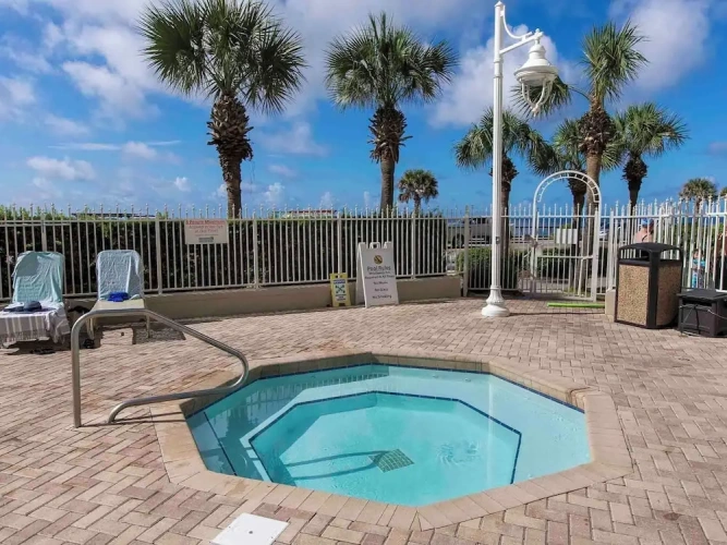 Standard room with balcony and with ocean view