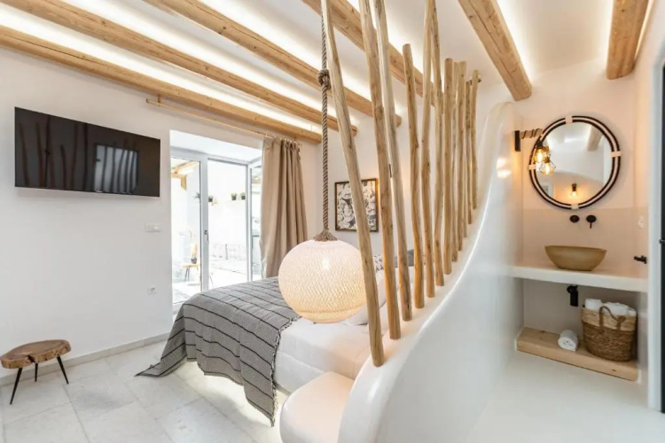 Fanis Hotel